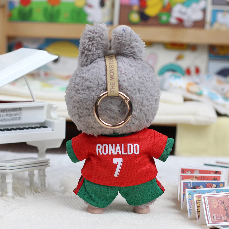 cristiano ronaldo jersey para labubu