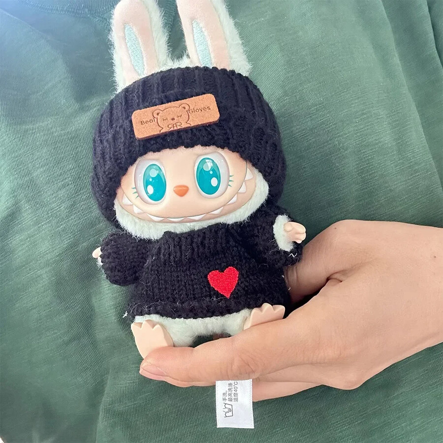 labubu sweat with heart