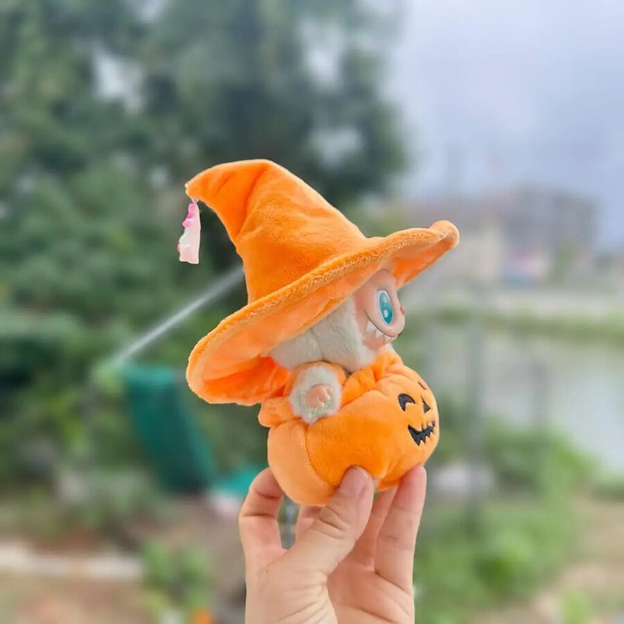 labubu halloween pumpkin outfit