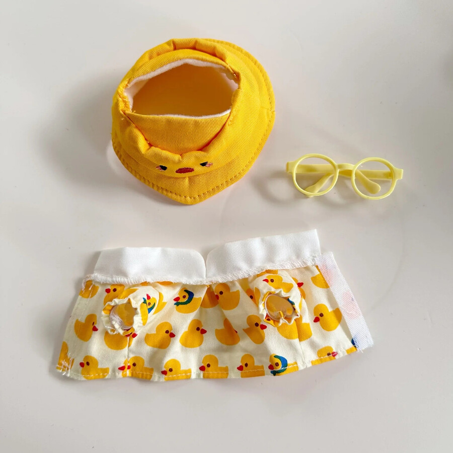 labubu little duckling outfit