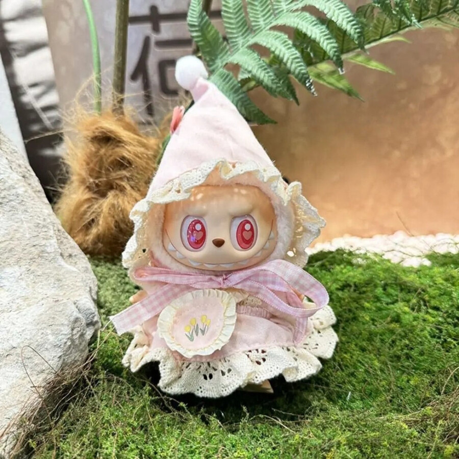 labubu elf outfit