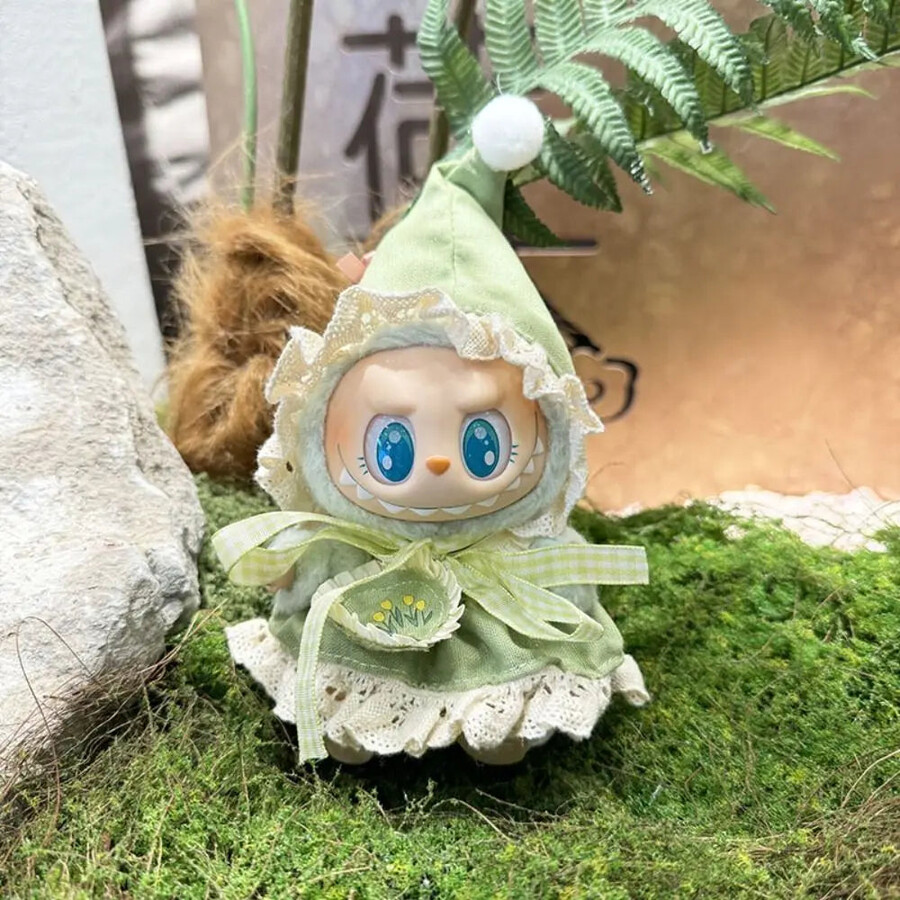labubu elf outfit