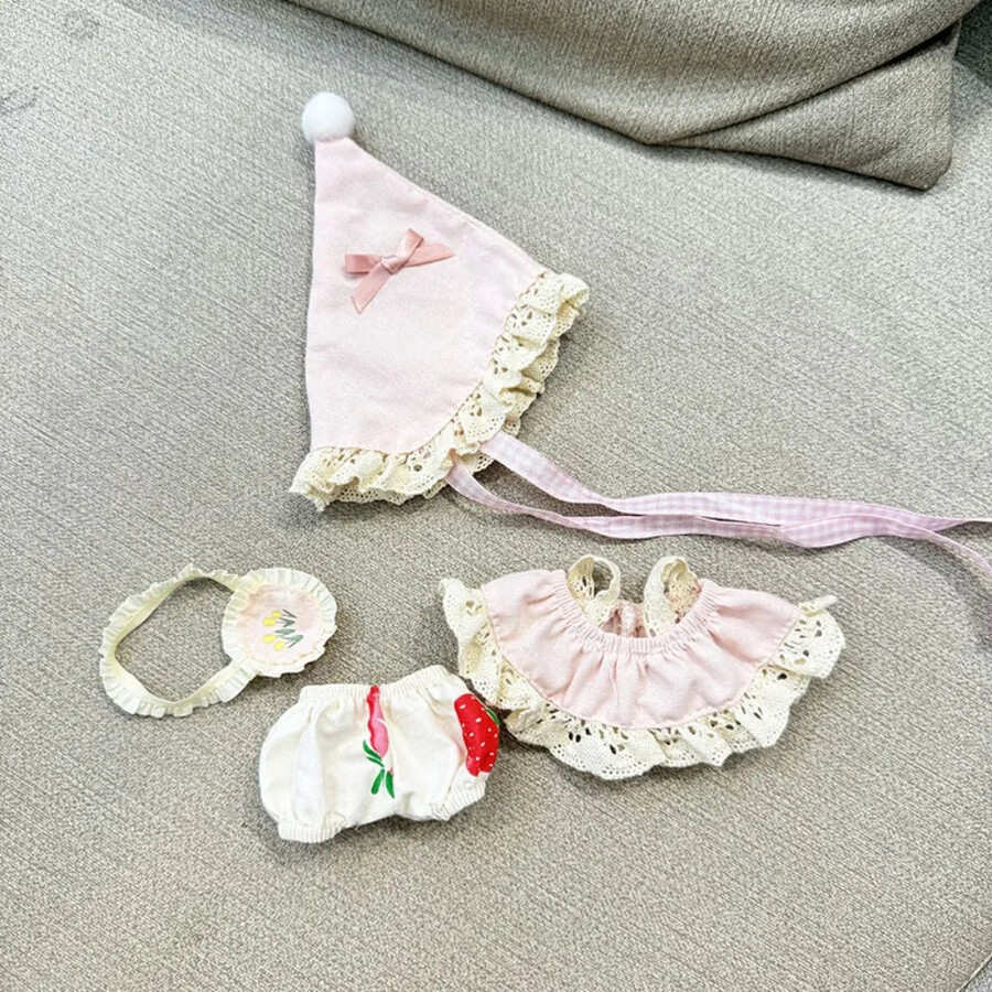 labubu elf outfit
