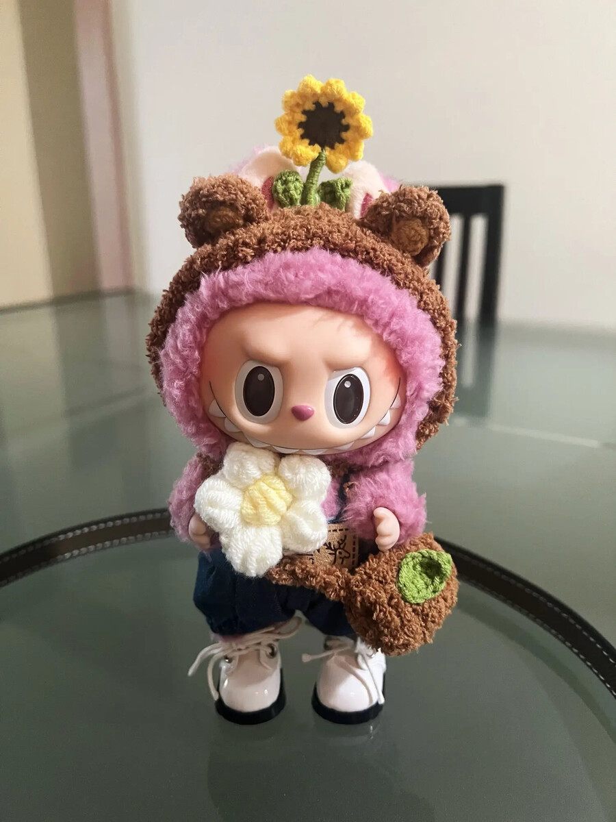labubu sunflower outfit